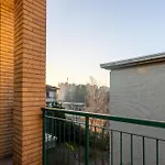Serra 2Br Apartment With Terrace By Halldis